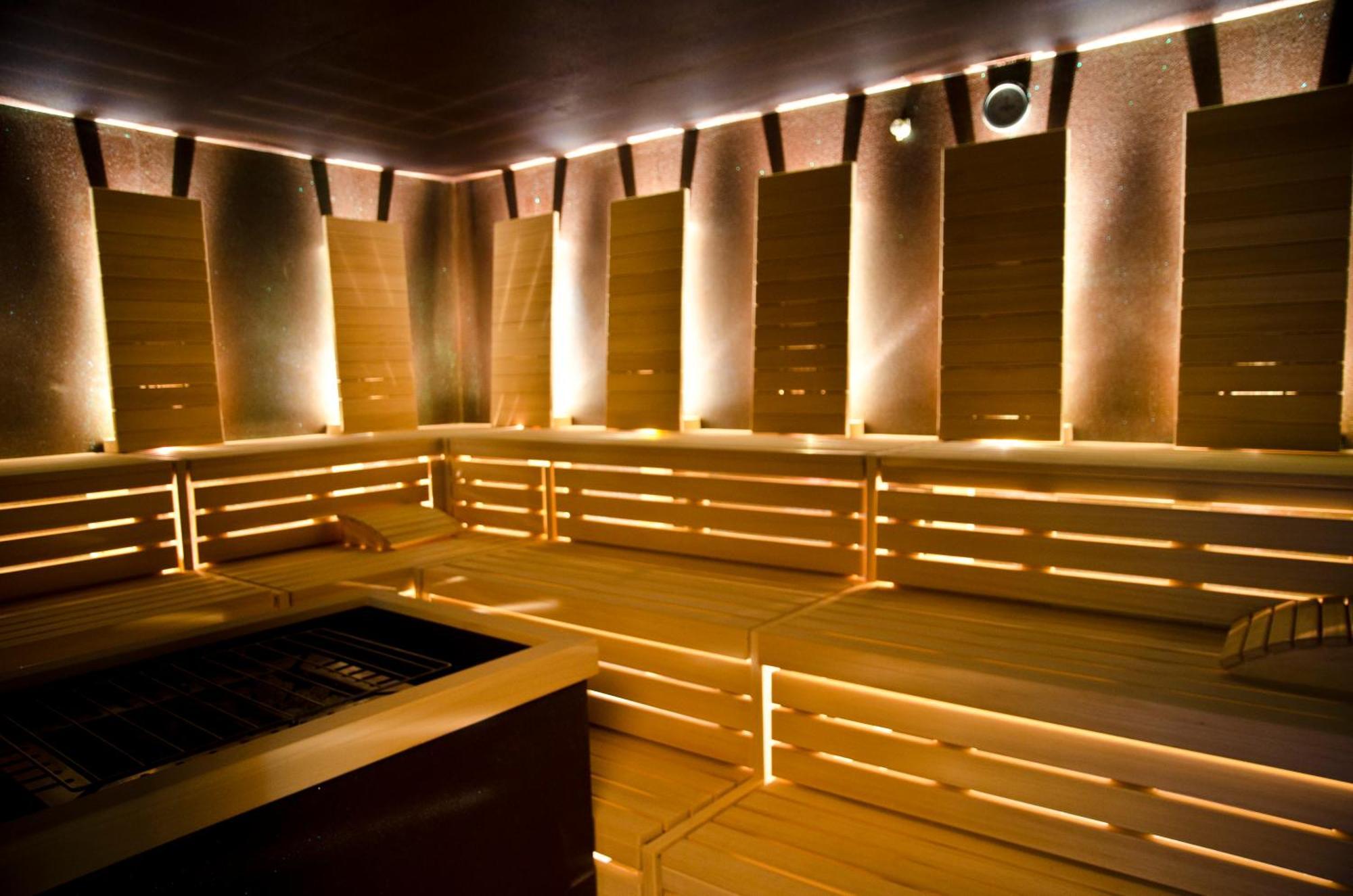 Hotel Garni Alpenland Ишгъл Екстериор снимка