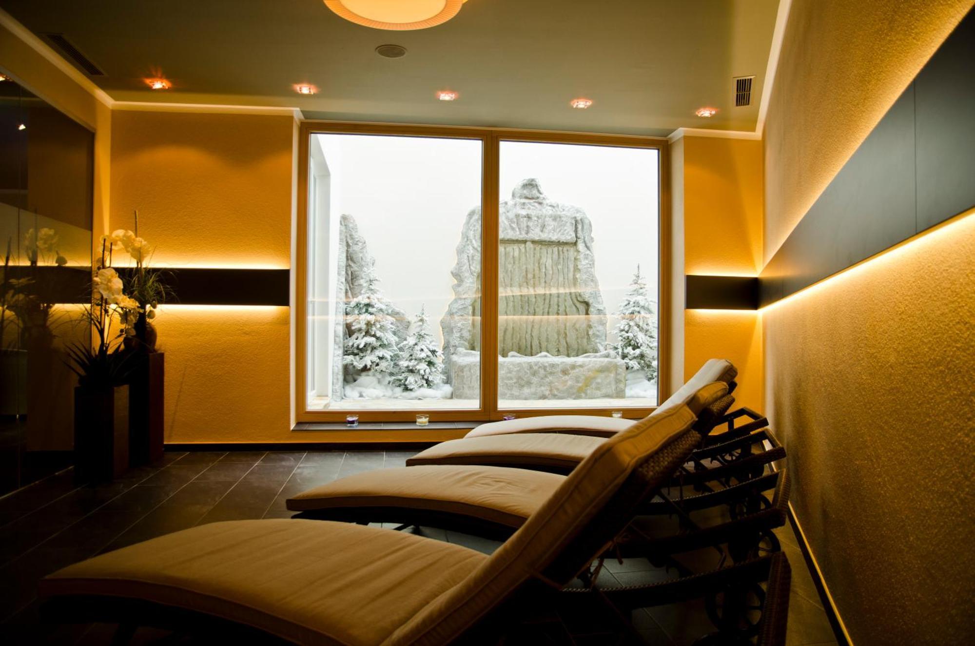 Hotel Garni Alpenland Ишгъл Екстериор снимка