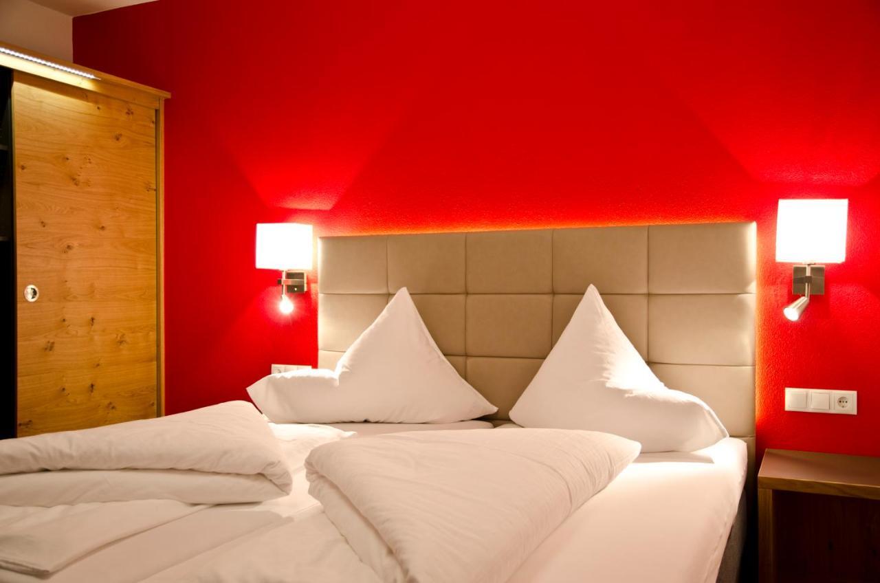 Hotel Garni Alpenland Ишгъл Екстериор снимка