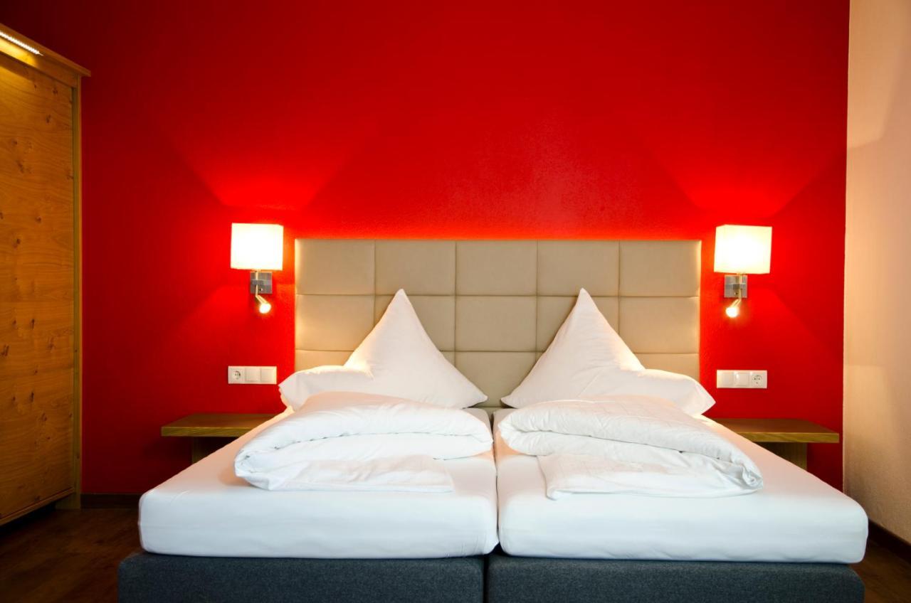 Hotel Garni Alpenland Ишгъл Екстериор снимка